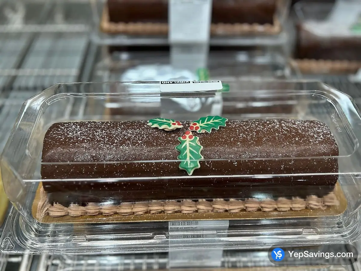 Costco Chocolate Yule Log with Vanilla Cream - Canada (ITM 1892580)