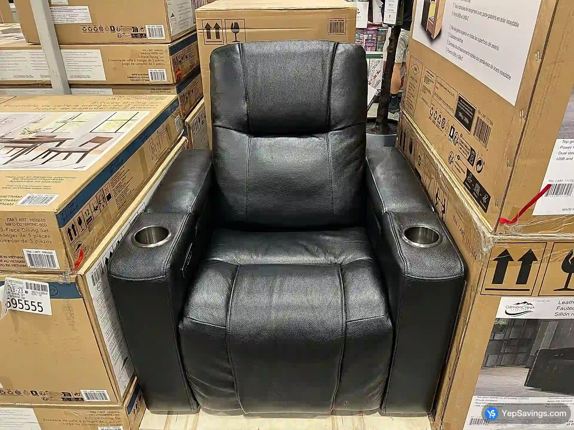 Costco GILMAN CREEK FURNITURE HOME THEATRE RECLINER BLACK LEATHER - Canada (ITM 1717554)