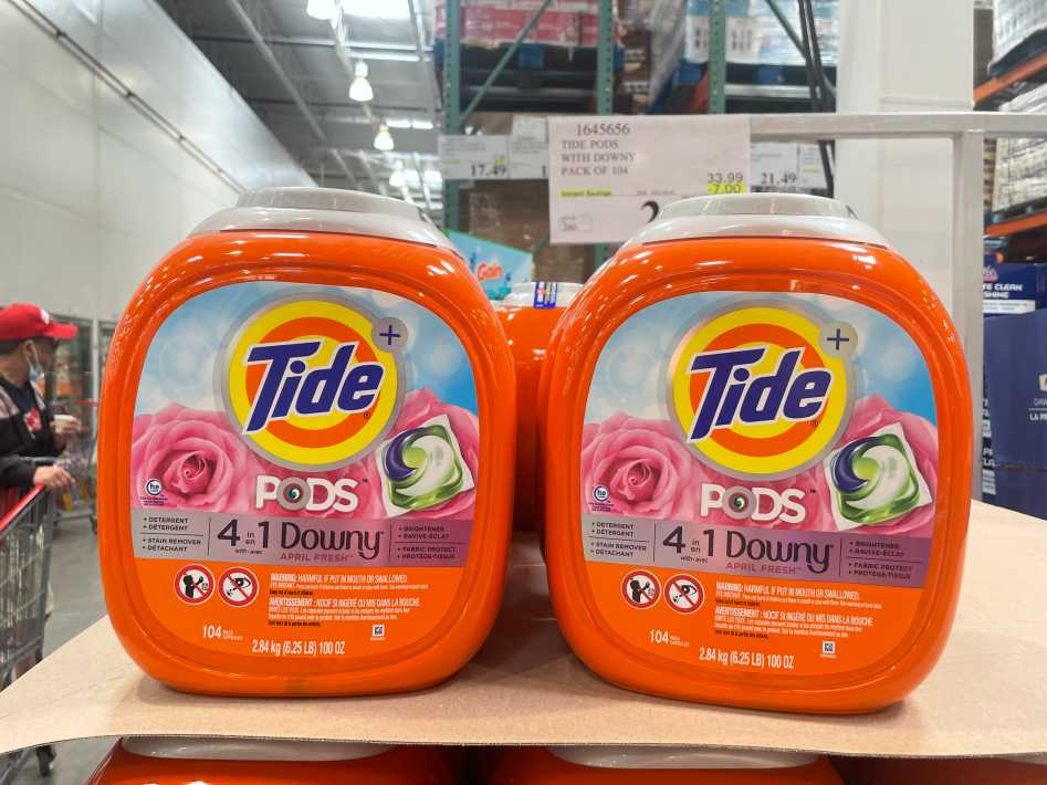 TIDE PODS WITH DOWNY PACK OF 104 ITM 1645656 at Costco