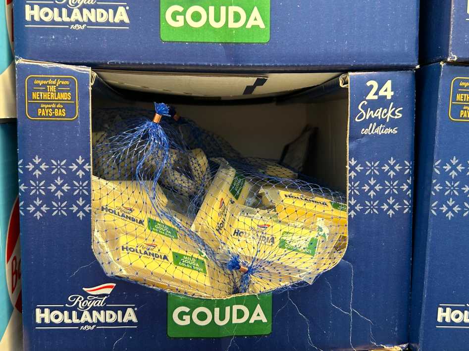 ROYAL HOLLANDIA GOUDA SNACK 24 x 20 g ITM 5058010 at Costco