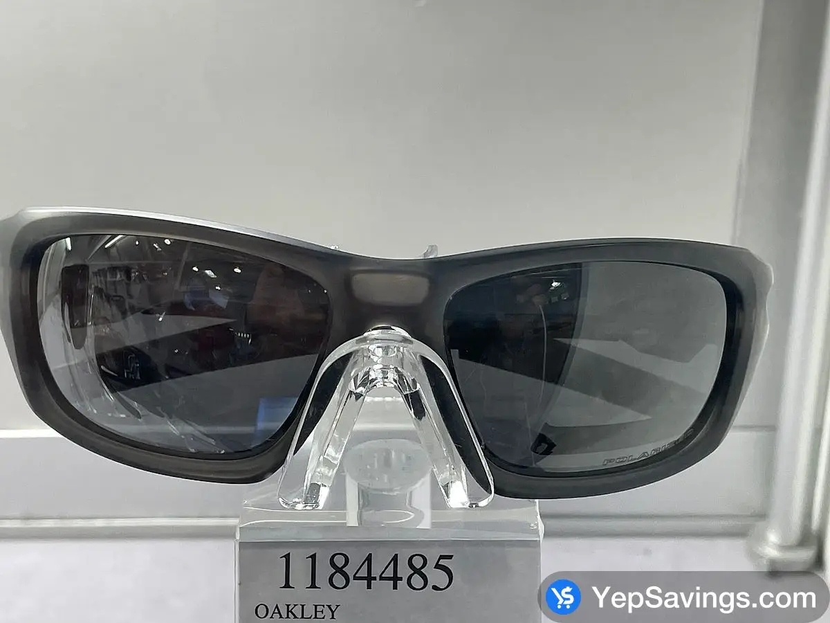 OAKLEY 009236/6 SMZ ITM 1184485 at Costco