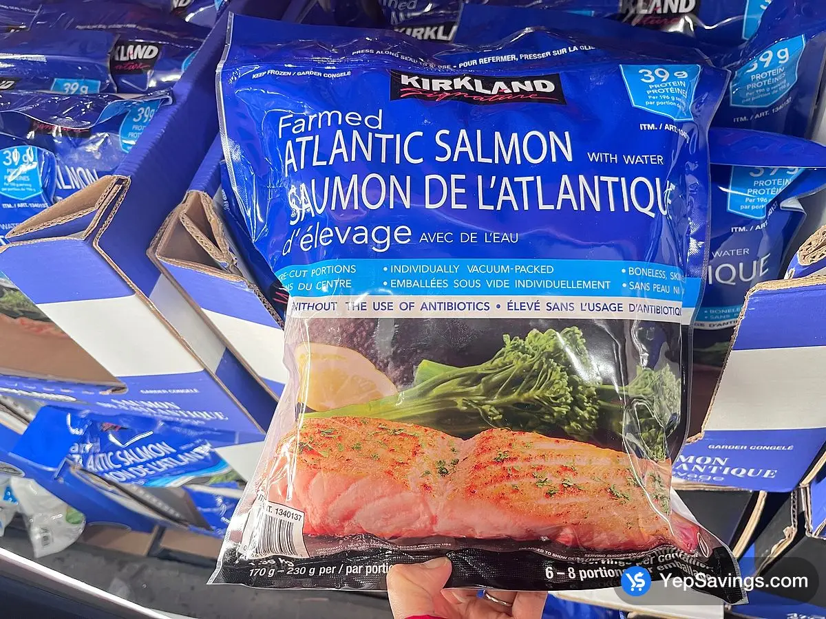 Costco KIRKLAND SIGNATURE ATLANTIC SALMON 1.36 kg - Canada (ITM 1340137)