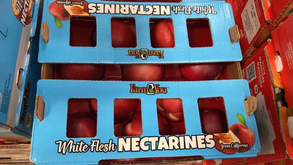 Costco WHITE NECTARINE PRODUCT OF USA NO.1 GRADE - Canada (ITM 3491)
