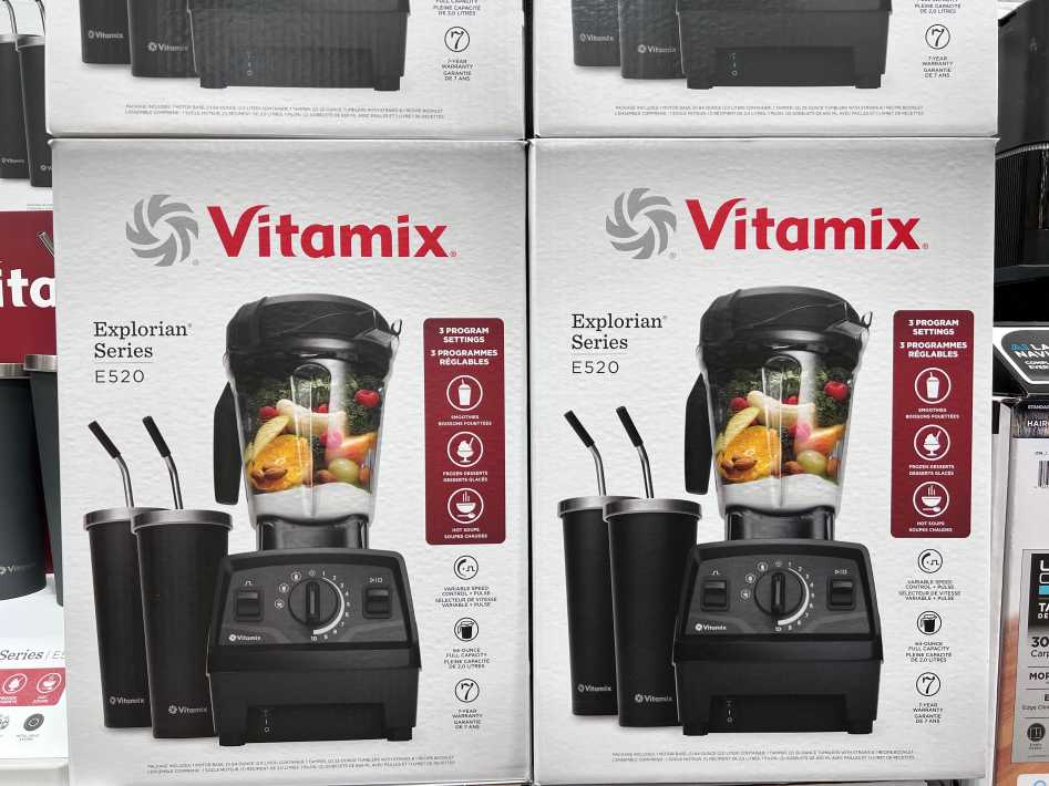 Costco VITAMIX EXPLORIAN BLENDER 2.2 HP MOTOR - Canada (ITM 1705527)