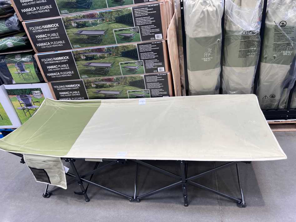 Costco HIDDEN WILD PORTABLE FOLDING COT - Canada (ITM 2622063)