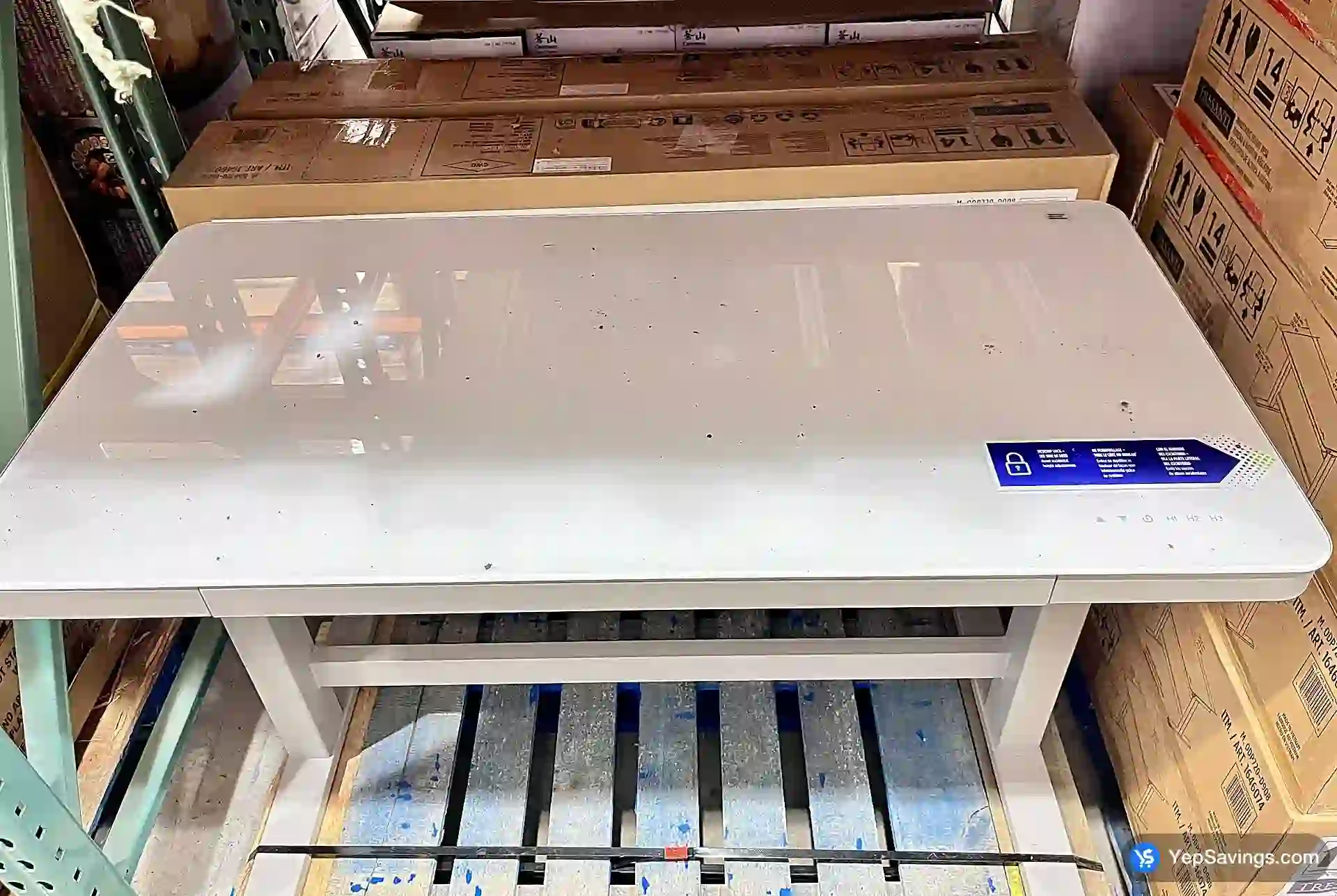 Costco TRESANTI GELLER ADJUSTABLE HEIGHT DESK WHITE - Canada (ITM 1646074)