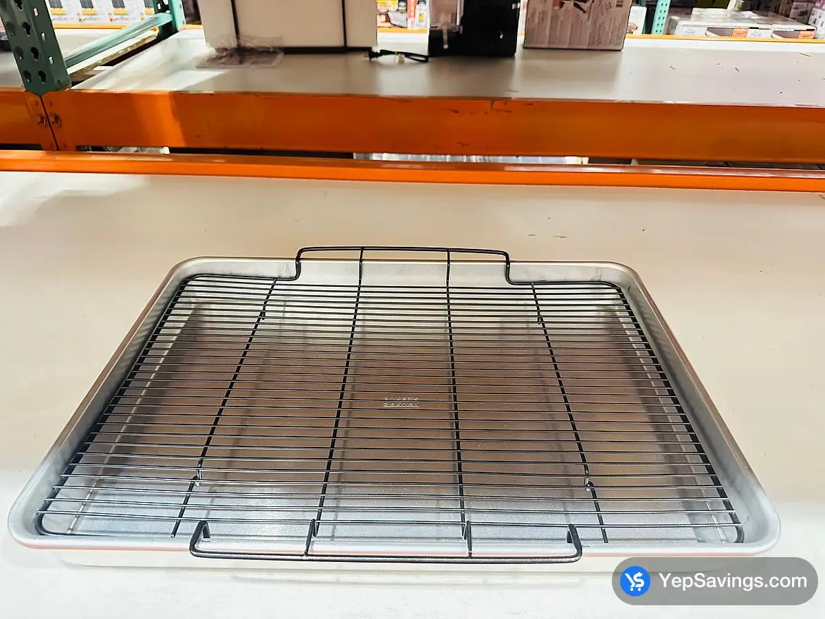 Costco BAKER'S SECRET XL BAKING PAN W / RACK 53 cm x 38 cm x 5.8 cm - Canada (ITM 1821985)