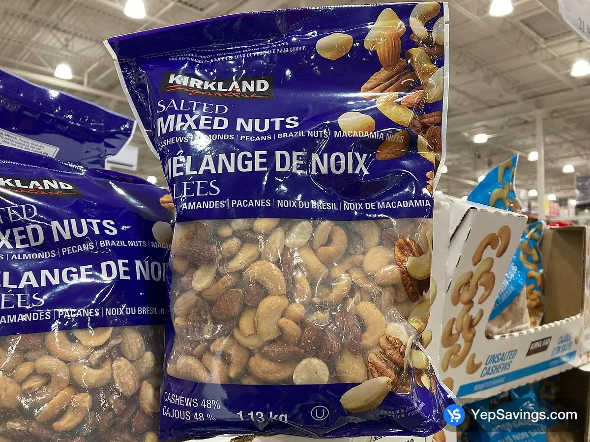Costco KIRKLAND SIGNATURE MIXED NUTS 1.13 kg - Canada (ITM 1645578)