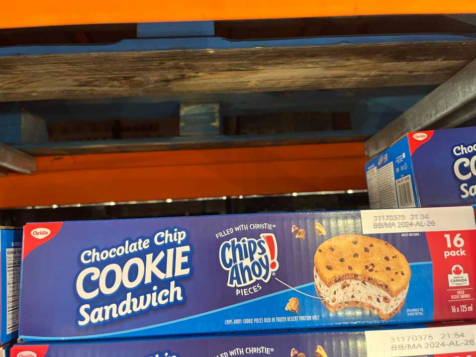 NESTLE CHIPS AHOY SANDWICH 16 x 125 ml ITM 1613800 at Costco