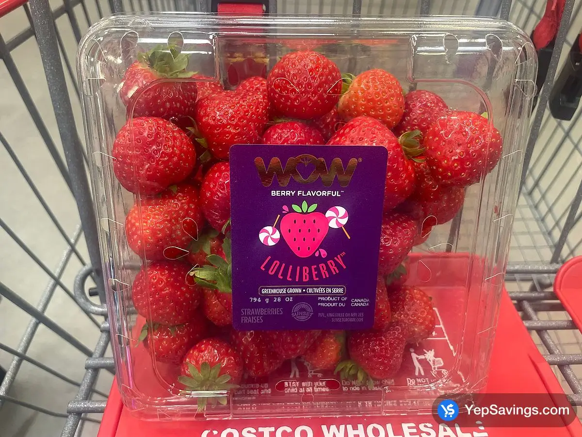 Costco HOT HOUSE STRAWBERRIES PRODUCT OF CANADA CANADA NO.1 - Canada (ITM 8442)