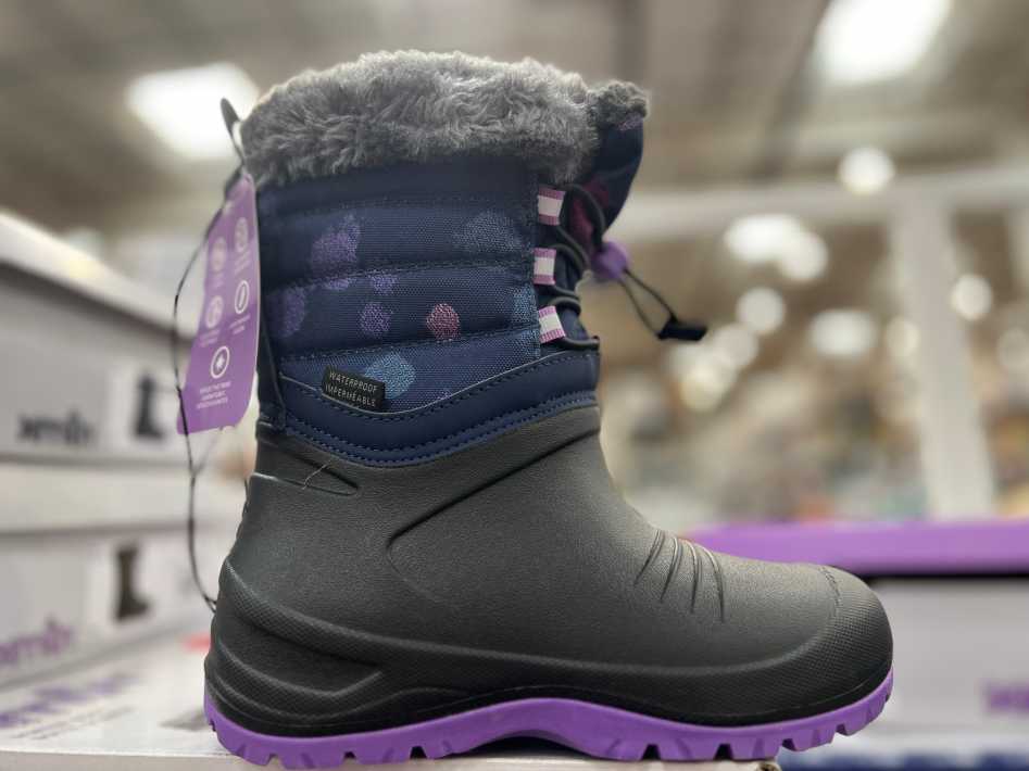 XMTN KIDS WINTER BOOT SIZES C10 13 J1 3 at Costco 693 Wonderland Rd London