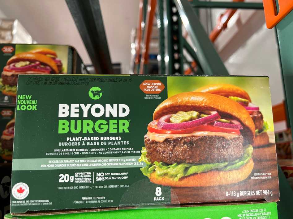 BEYOND MEAT PLANT BASED BURGER 8 X 113 g ITM 2338620 at Costco
