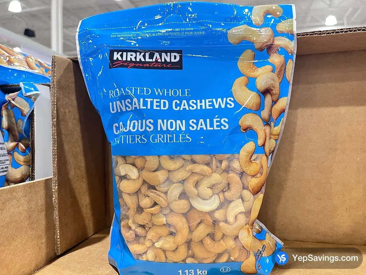 Costco KIRKLAND SIGNATURE UNSALTED CASHEWS 1.13 kg - Canada (ITM 1617507)