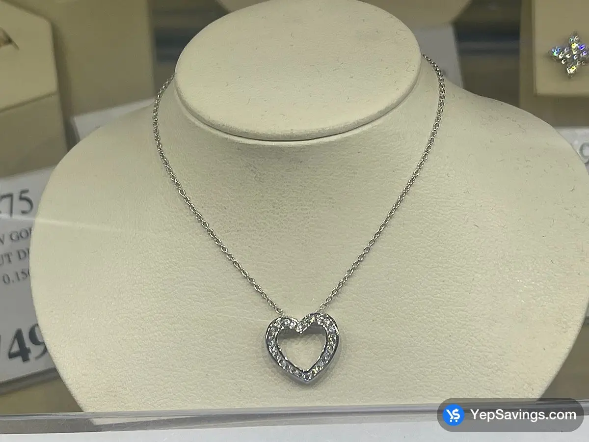Costco 14KT WUTE GOLD DIAMOND HEART PENDANT 0.25CTW IVS2 - Canada (ITM 1264559)