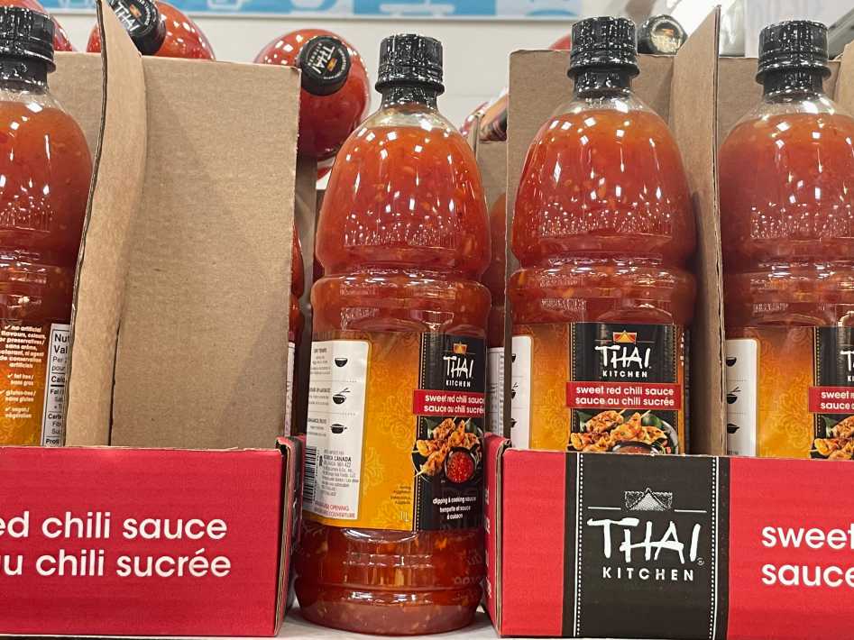 THAI KITCHEN SWEET RED CHILI SAUCE 1 L ITM 432444 at Costco