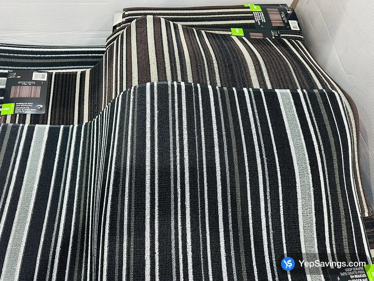 Costco KORHANI HOME OUTDOOR MAT 21.6 " X 39.4 " - Canada (ITM 2486363)