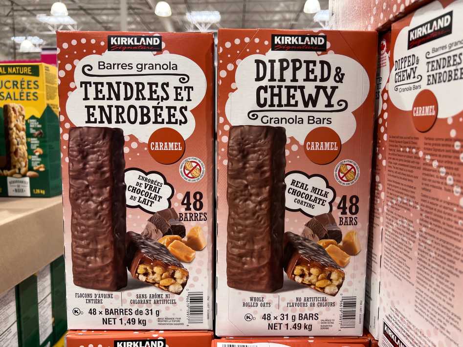 Costco KIRKLAND SIGNATURE DIPPED AND CHEWY BARS 48 x 31 g - Canada (ITM 9339999)