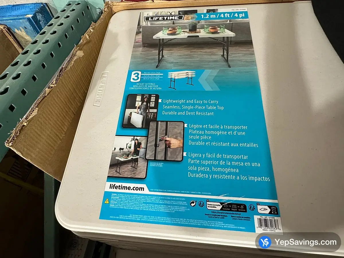 Costco LIFETIME 6 ' FOLD IN HALF TABLE INDOOR / OUTDOOR USE - Canada (ITM 1375005)