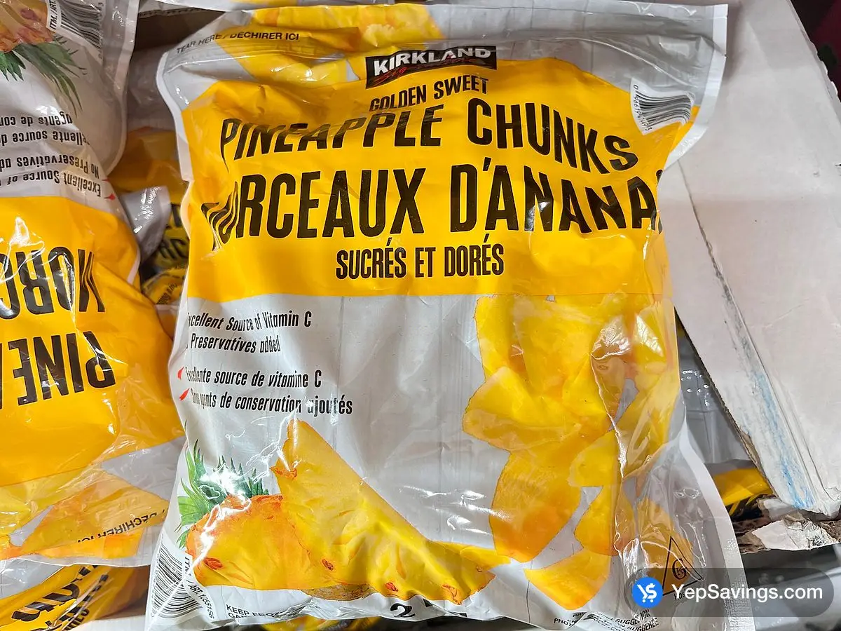 Costco KIRKLAND SIGNATURE PINEAPPLE CHUNKS 2 kg - Canada (ITM 1055156)