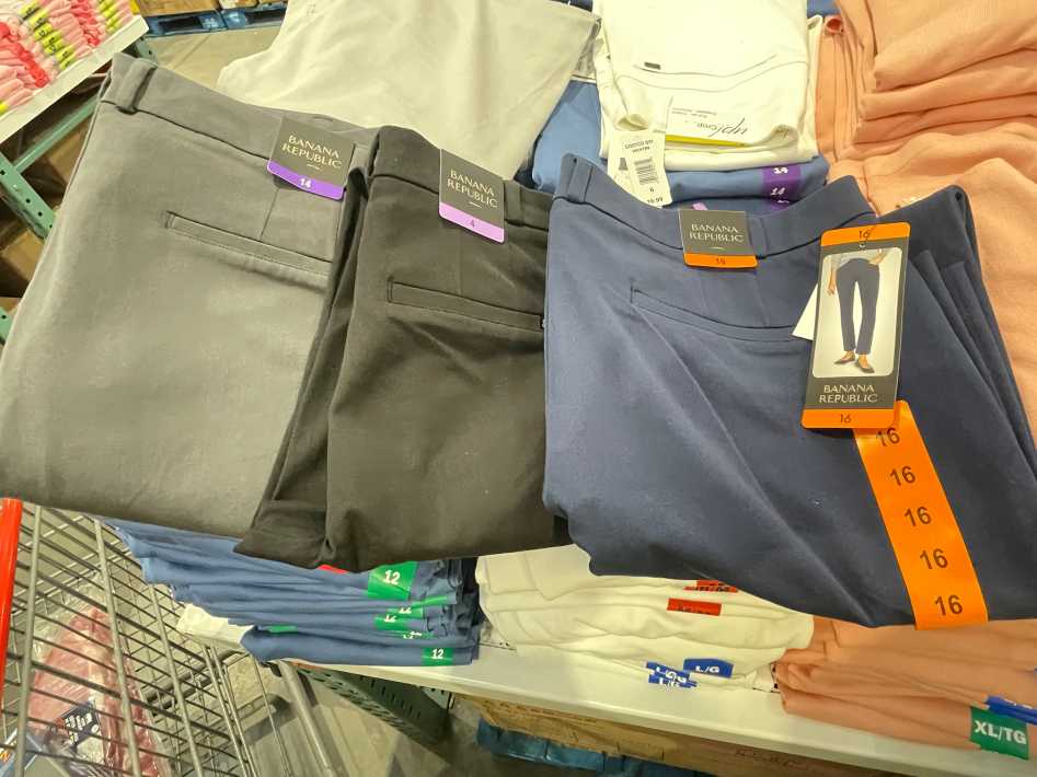 Costco BANANA REPUBLIC STRAIGHT LEG PANT LADIES SIZES 4-16 - Canada (ITM 1003932)