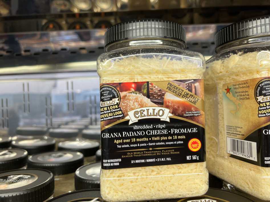 Costco CELLO SHREDDED ITALIAN GRANA PADANO 567 g - Canada (ITM 854229)