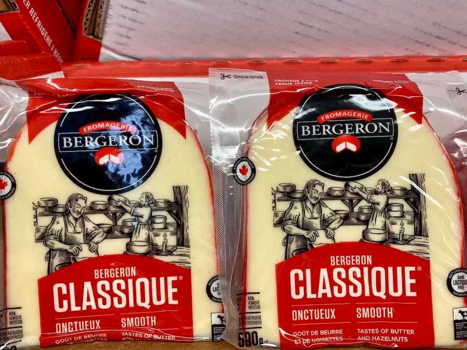 FROMAGERIE BERGERON CLASSIQUE 2 x 500 g ITM 82437 at Costco
