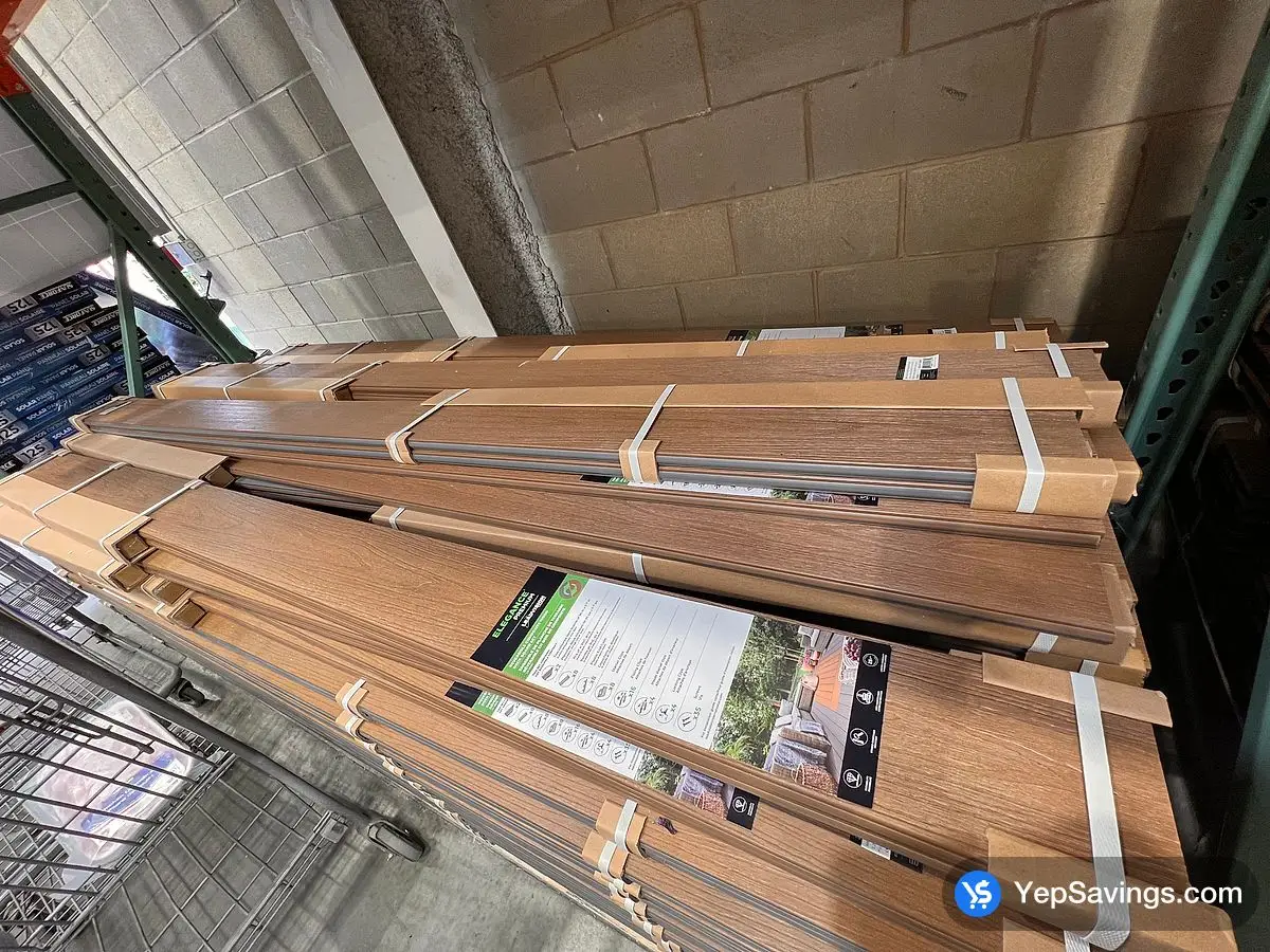 Costco LEADVISION COMPOSITE DECK BOARD 8ft . PACK OF 2 - Canada (ITM 1680817)