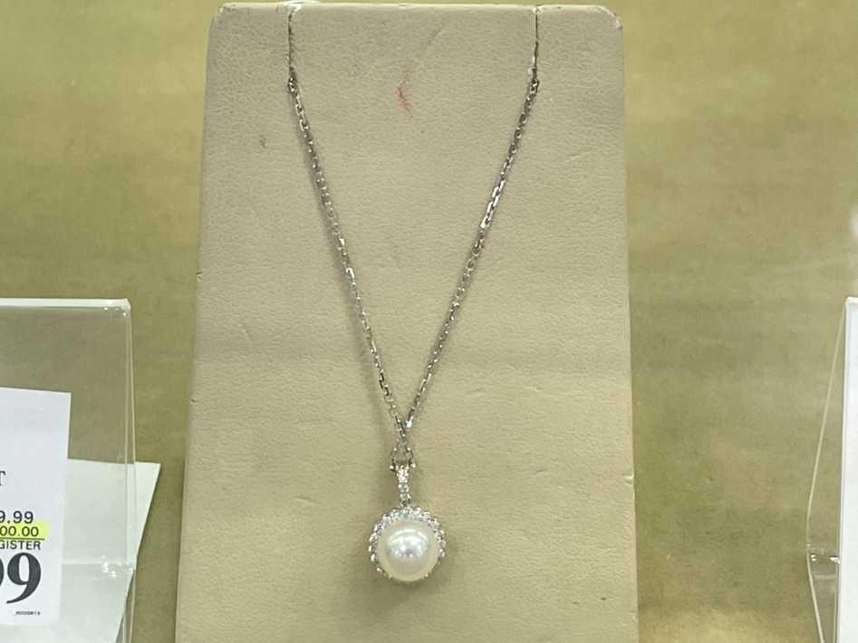 Costco 14KT CULTURED AKOYA PEARL DIAMOND PENDANT 0.15CTW 7.5-8MM IVS2 - Canada (ITM 1576992)