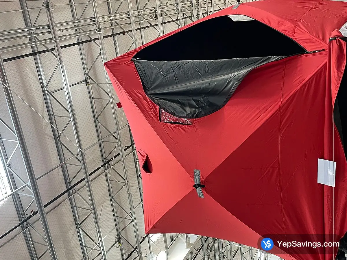 Costco ESKIMO PORTABLE ICE SHELTER QUICKFISH 3 - Canada (ITM 1739101)