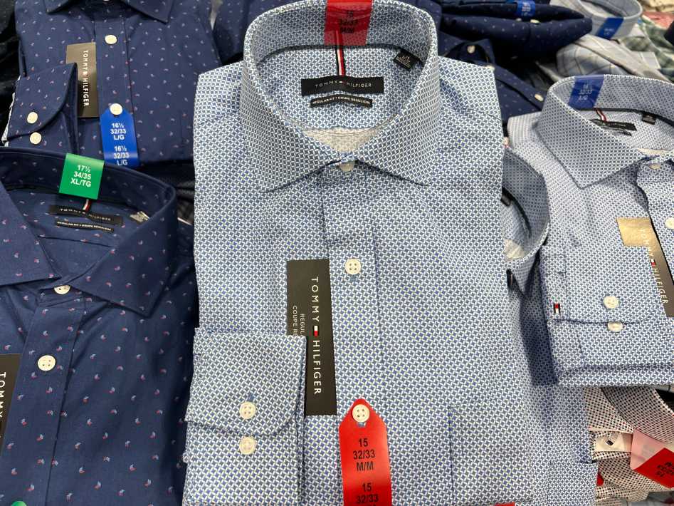 TOMMY HILFIGER DRESS SHIRT MENS SIZES 15 17.5 at Costco 693