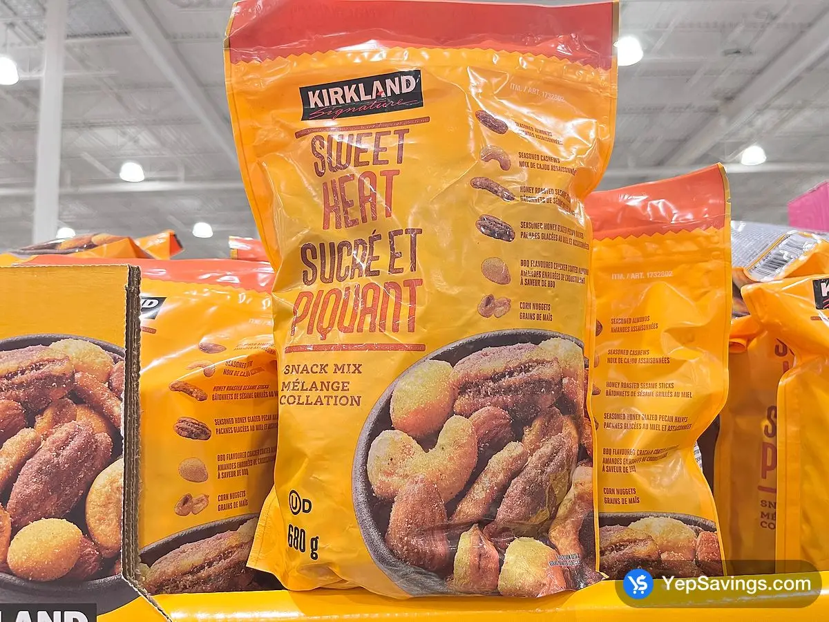 Costco KIRKLAND SIGNATURE SWEET HEAT SNACK MIX 680 g - Canada (ITM 1732802)