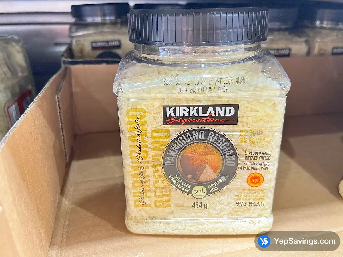 Costco KIRKLAND SIGNATURE PARMIGIANO REGGIANO 454 g - Canada (ITM 1349687)