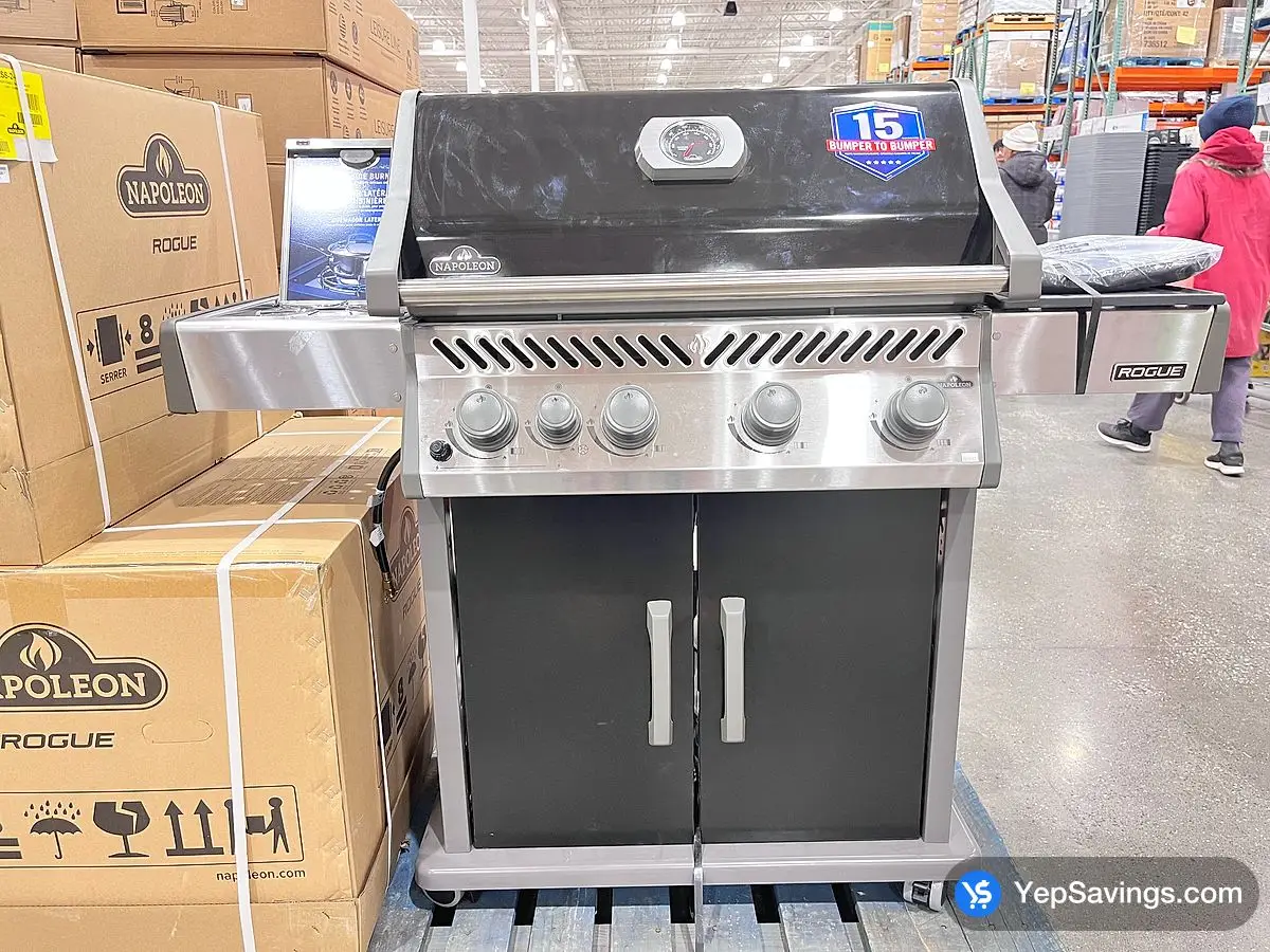 Costco NAPOLEON ROGUE 525 PROPANE GAS GRILL 57,000 BTU - Canada (ITM 1859967)