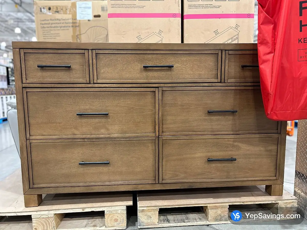 Costco FOREMOST DRESSER 1 BOX - Canada (ITM 1783120)