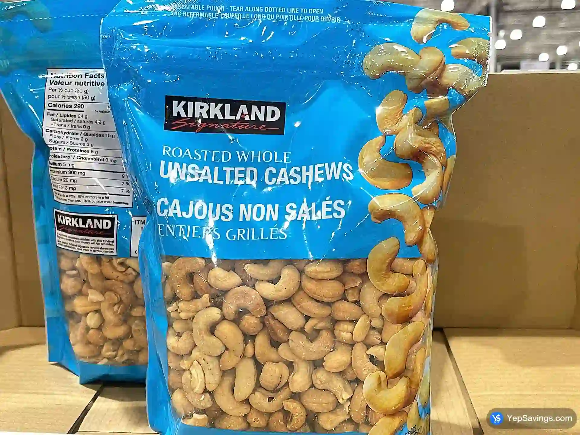 Costco KIRKLAND SIGNATURE UNSALTED CASHEWS 1.13 kg - Canada (ITM 1617507)