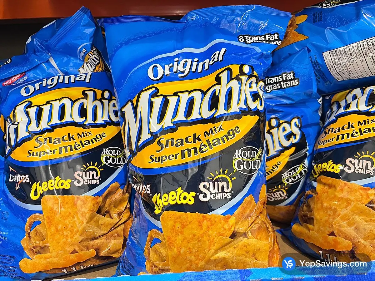 Costco MUNCHIES SNACK MIX 1.1 kg - Canada (ITM 100778)