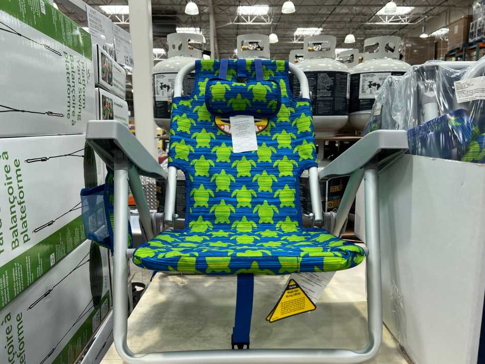 Costco TOMMY BAHAMA BEACH CHAIR KIDS - Canada (ITM 2622072)