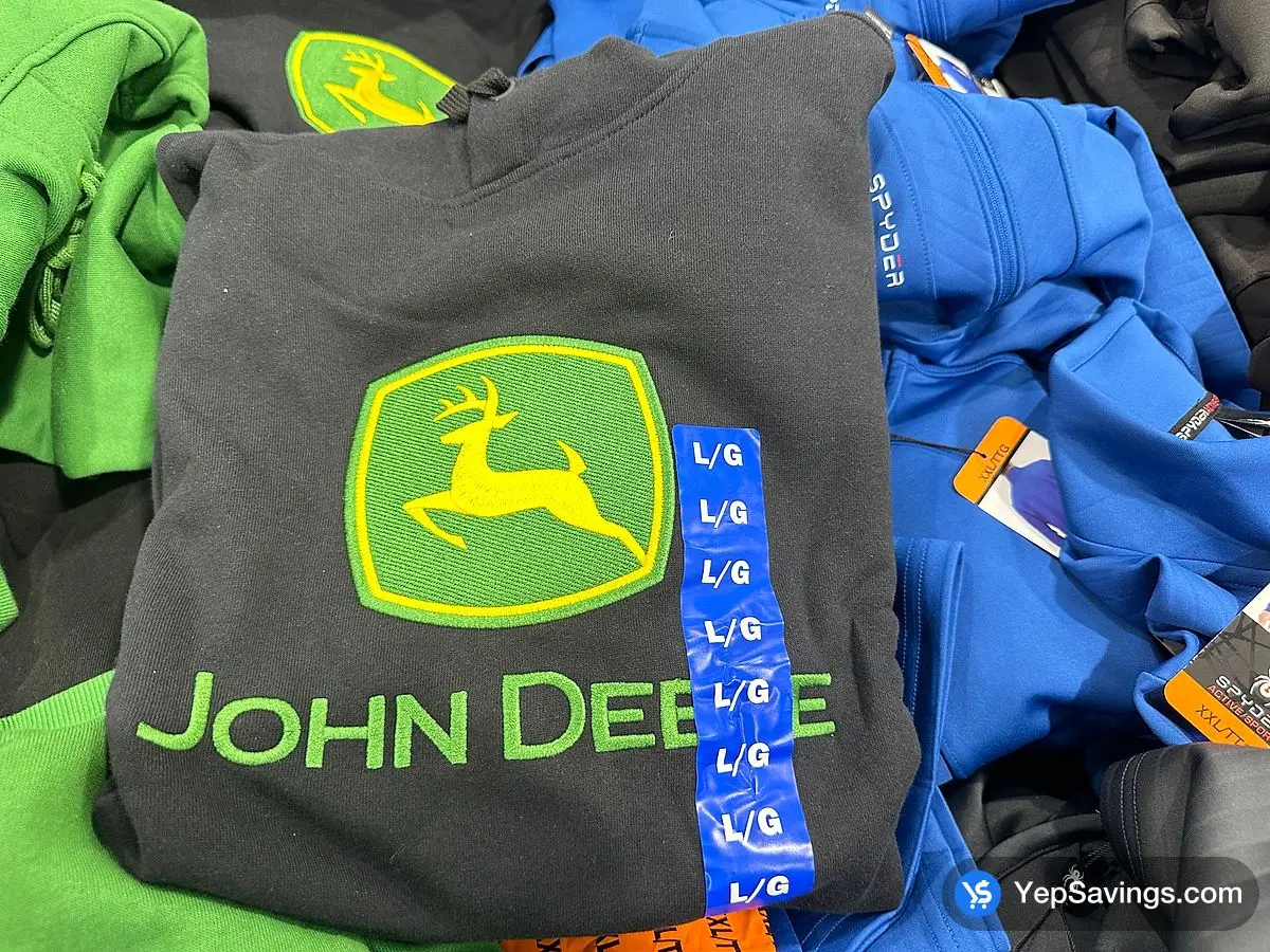 Costco JOHN DEERE HOODIE + MENS SIZE LARGE ONLY - Canada (ITM 1806260)