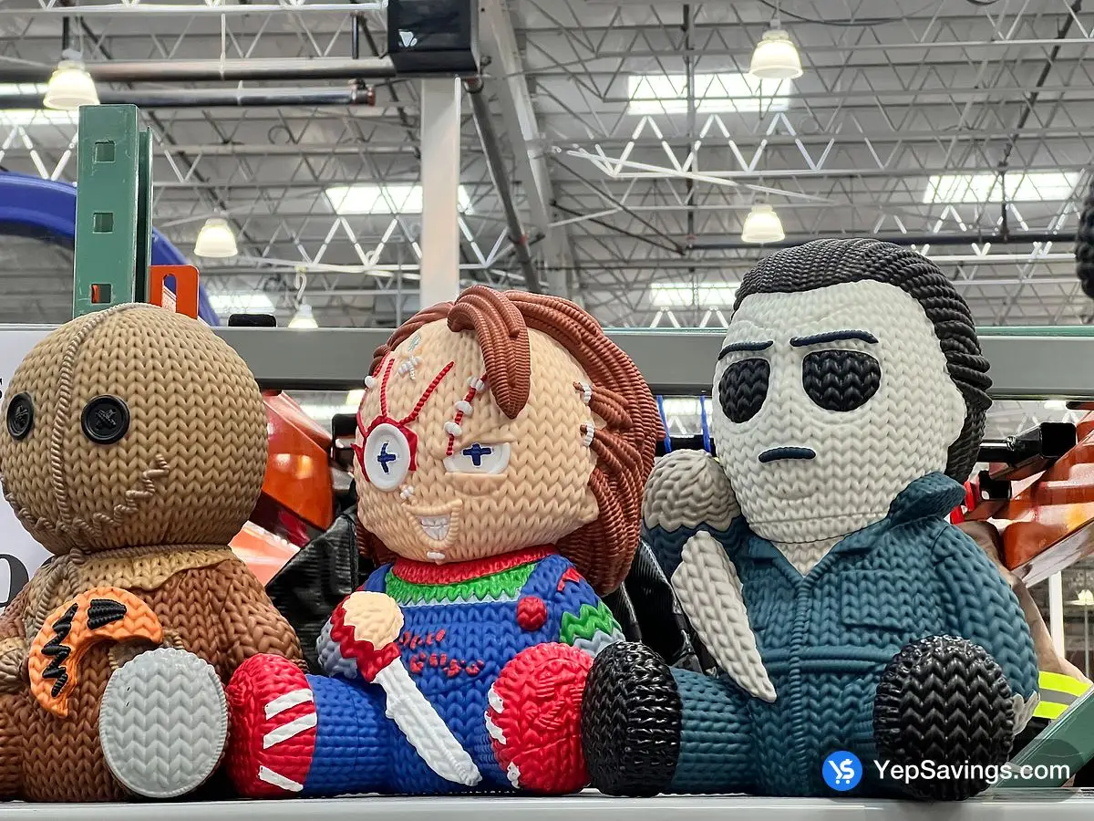 Costco HANDMADE BY ROBOTS 12 - INCH COLLECTIBLE HORROR FIGURE ASST . - Canada (ITM 1851449)