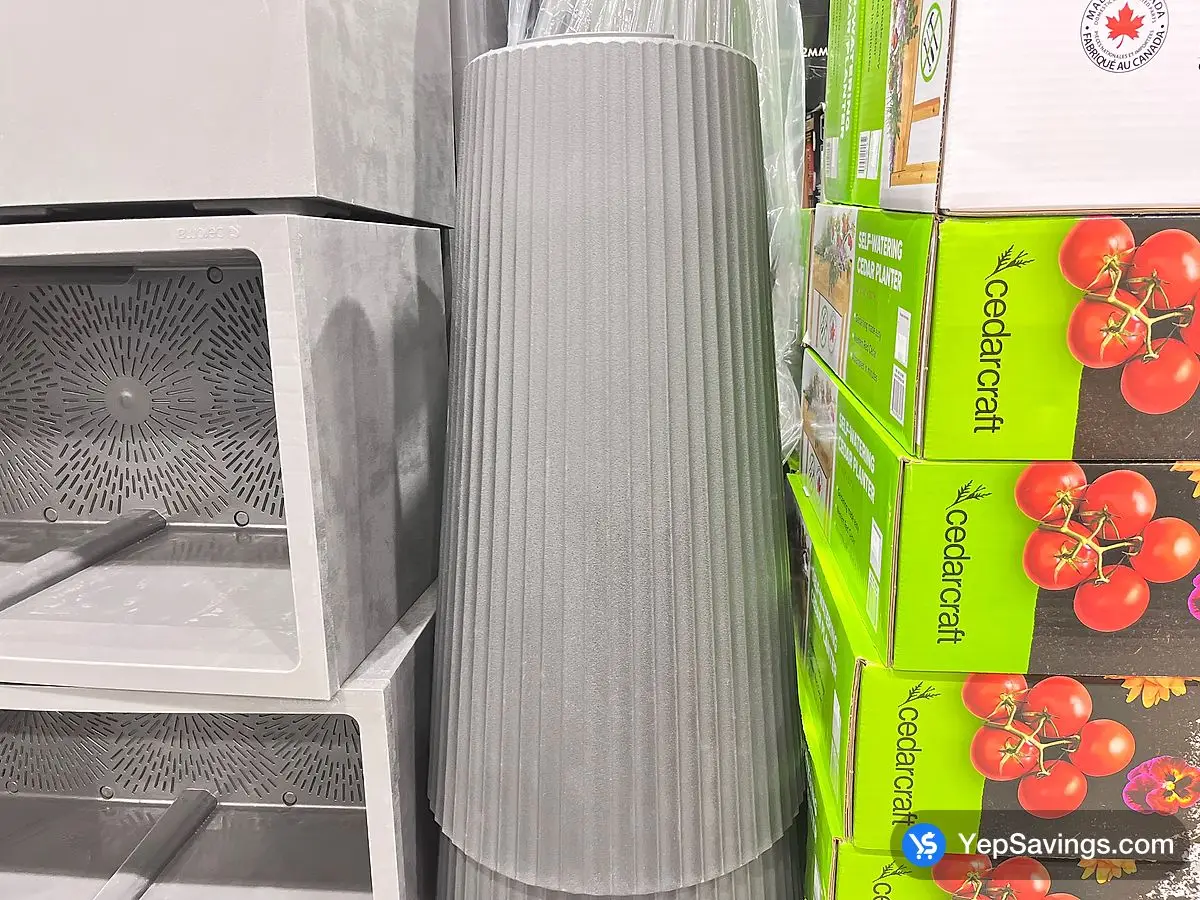 Costco VERADEK DEMI TALL PLANTER 26 " ( 66cm ) - Canada (ITM 1869825)