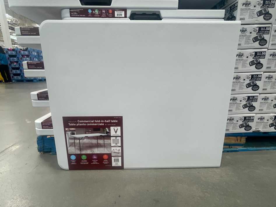 Costco STAR ELITE 6 ' FOLD - IN - HALF TABLE 72 " x 30 " x 29.25 " - Canada (ITM 1690752)