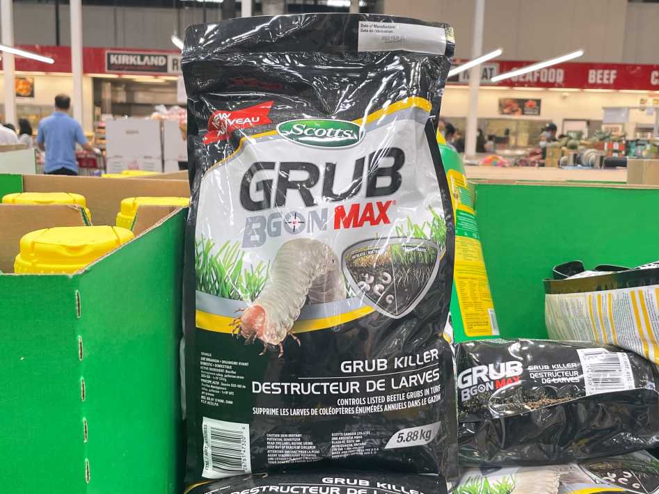 SCOTTS GRUB BGON MAX 5.88KG ITM 4152633 at Costco