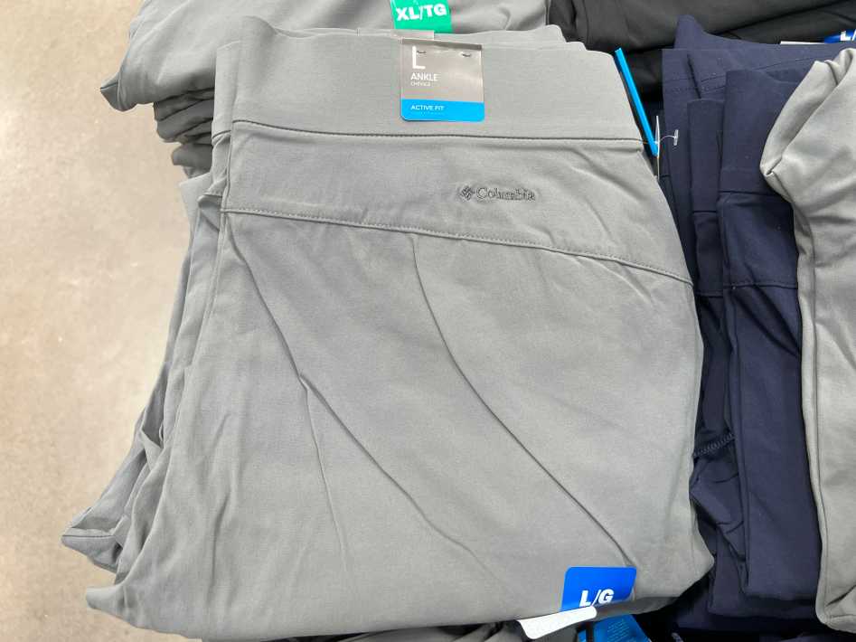 COLUMBIA ANKLE PANT LADIES SIZES S - XL ITM 1591122 at Costco