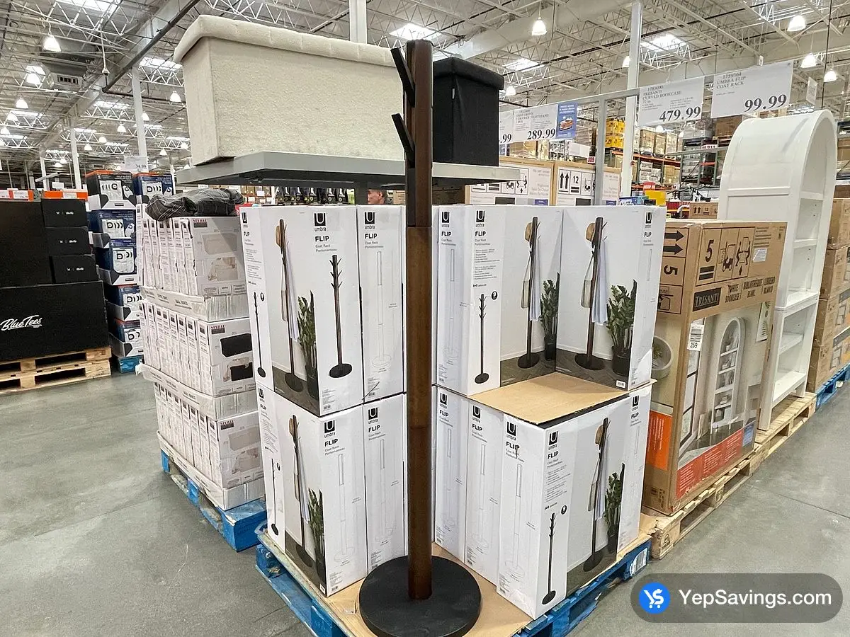 Costco UMBRA FLIP COAT RACK 40 x 40 x 168 cm - Canada (ITM 1759364)