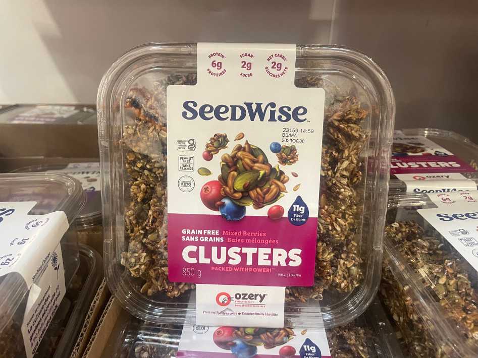 Costco SEEDWISE KETO MX BERRY CLUSTERS 850 g - Canada (ITM 1041812)