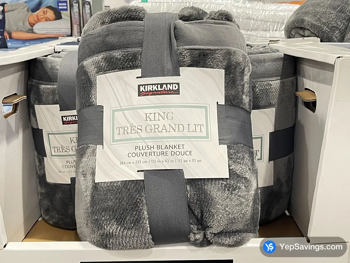 KIRKLAND SIGNATURE PLUSH BLANKET KING 112 " X 92 " ITM 1725726 at Costco