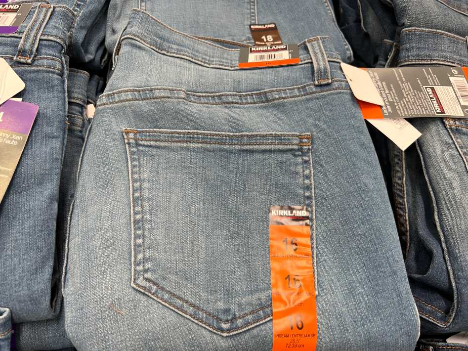 Costco KIRKLAND SIGNATURE HIGH RISE SKINNY JEAN +LADIES SIZES 4-18 - Canada (ITM 5551739)