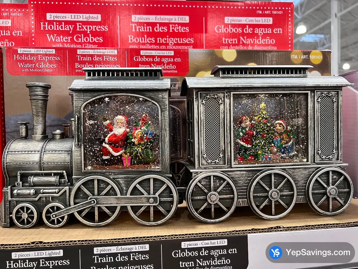Costco HOLIDAY EXPRESS WATER GLOBES WITH GLITTER 2 PIECES - Canada (ITM 1601431)