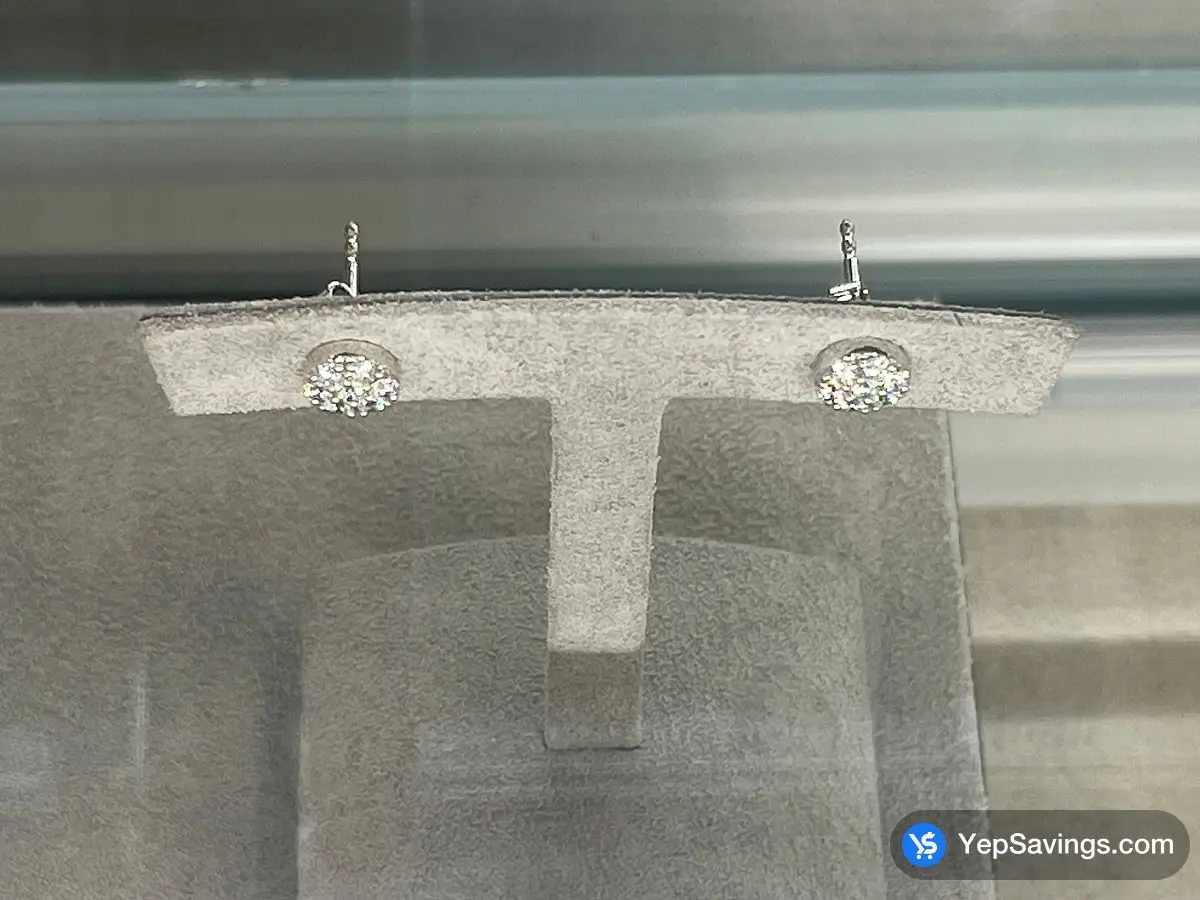 Costco 14KT WHITE GOLD ROUND DIAMOND STUD EARRINGS 0.50CTW IVS2 - Canada (ITM 1176027)